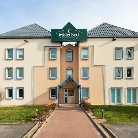 Ferienwohnung Mister Bed Saran Exterior foto